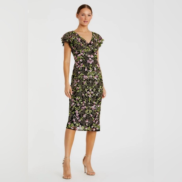 Black Floral Embellished Flutter Cap Sleeve Dress - Picture 6 of 9